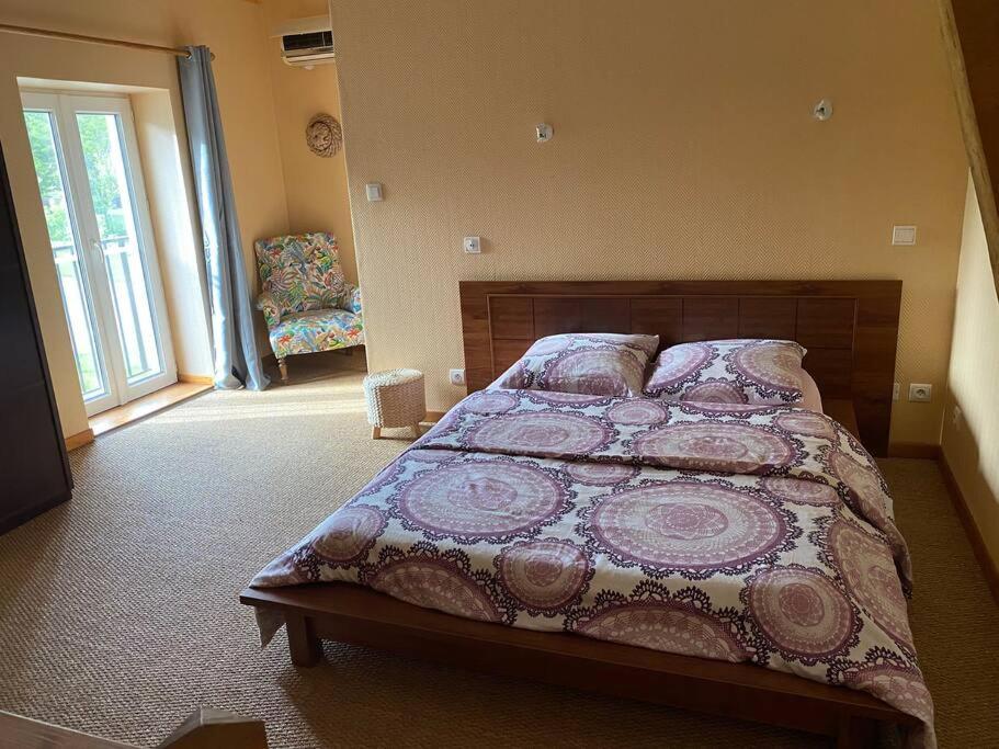 Gite De L'Ebaupin Louchy-Montfand Extérieur photo
